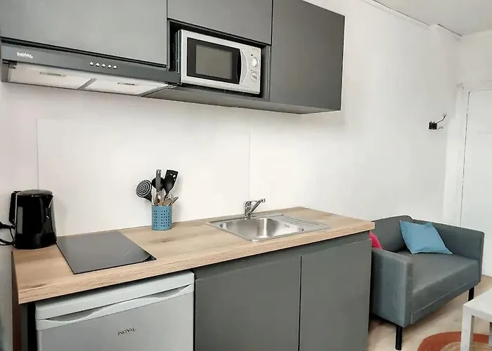 Stud' Extra Cosy 2 Pers Gare Wifi 아파트 생캉탱